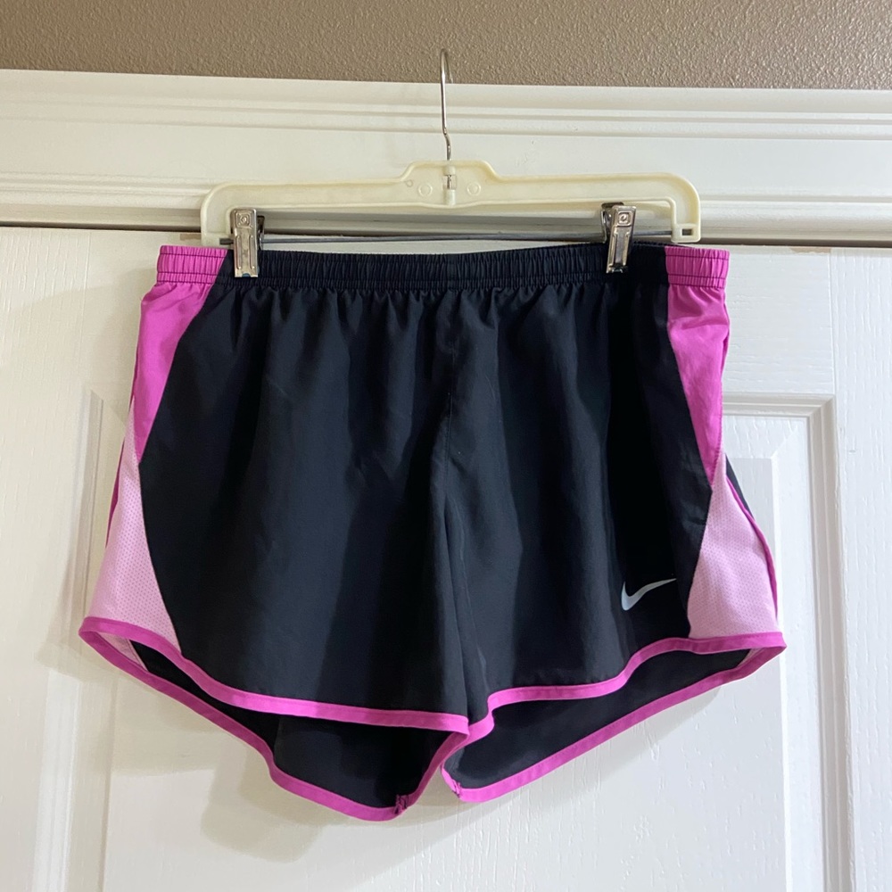 pink and black nike dri-fit shorts